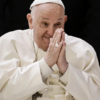 البابا يدعو إلى عدم تناسي كرامة الإنسان من سجن للنساء في البندقبة