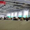 الحجاج يواصلون رمي الجمرات الثلاث