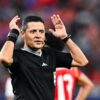 الحكم الأسترالي الإيراني علي رضا فغاني يقود  المباراة النهائية لبطولة كأس العالم للأندية 2025 بين باريس سان جيرمان الفرنسي و تشيلسي الإنقليزي