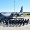 جيش الطيران يتسلم طائرة نقل عسكرية من نوع “C-130”