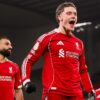 الدوري الإنجليزي الممتاز : ليفربول يحسم القمة أمام نيوكاسل بنتيجة 4-1 و تشيلسي يقلب تأخره أمام ويست هام إلى إنتصار مثير