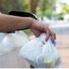 نحو تجريم إلقاء الفضلات: مقترح قانون جديد أمام لجنة الصناعة